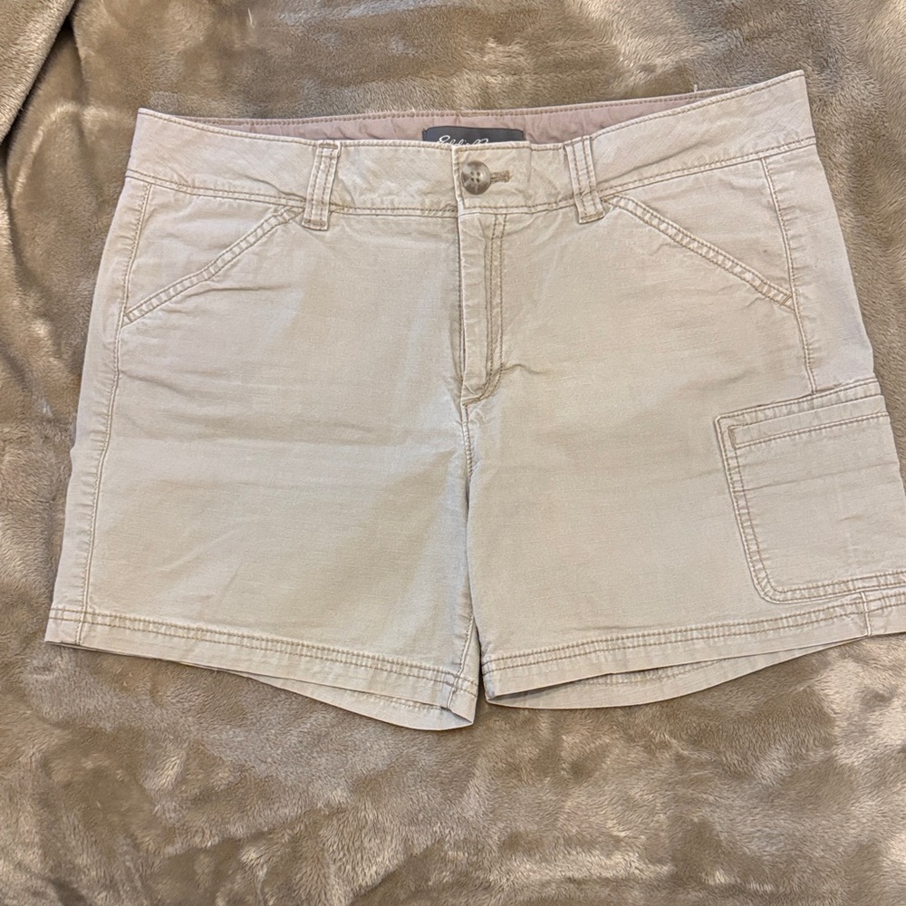 Eddie Bauer Light Beige Utility Bermuda Shorts